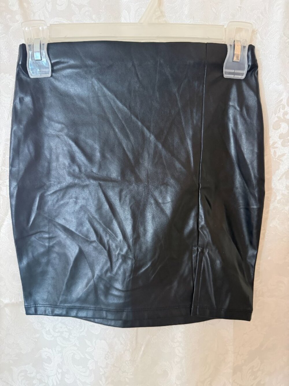 Popular 21 Black Skirt